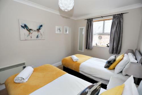 Emperors Wharf 2 Bedroom Apartment