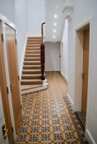 Apartment 5 The Keyes