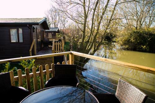 Lodge Fairwood Lakes Holiday Park