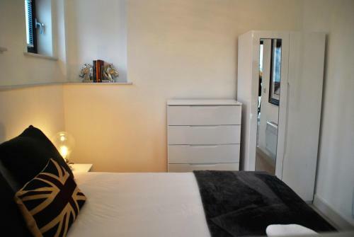 15 Sheet Street Apartment
