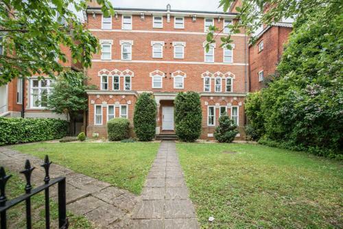 Hampden Apartments - The Meghan