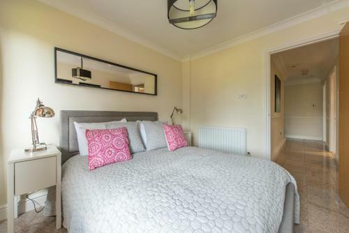 Hampden Apartments - The Meghan