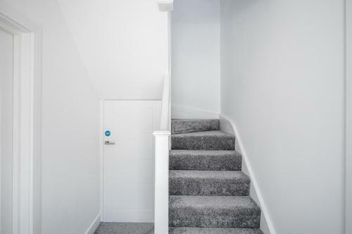 Elthorne Luxury Apartments - Uxbridge