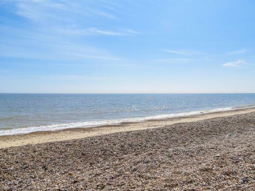 2 Bell Lodge, Thorpeness