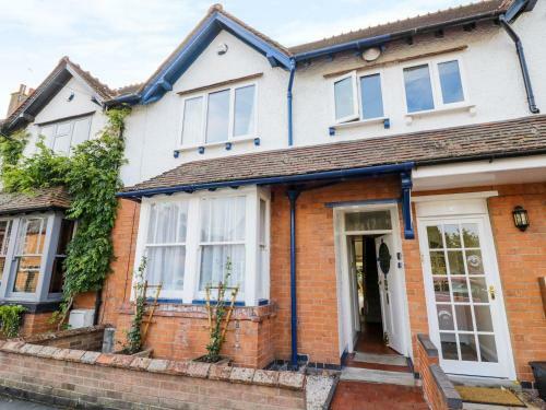 5 Albany Road, Stratford-upon-avon