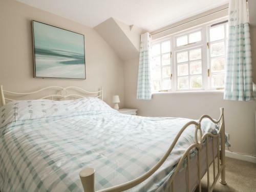 4 Wye Rapids Cottages, Ross-on-wye