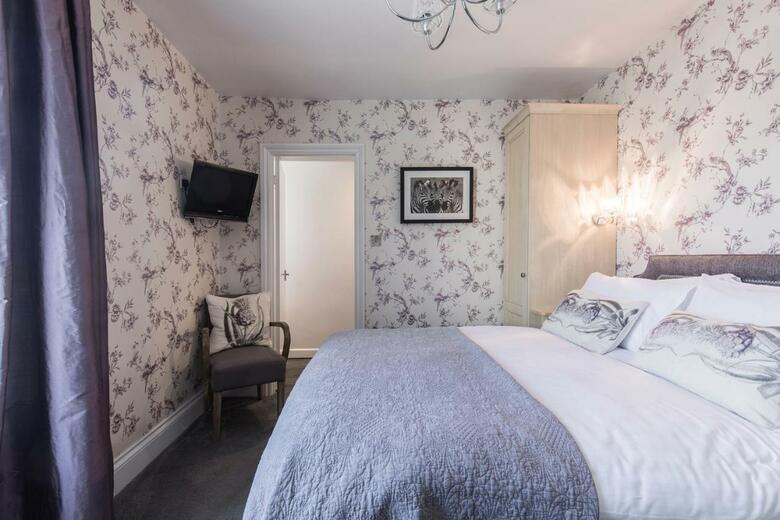 The Mount Pleasant Hotel