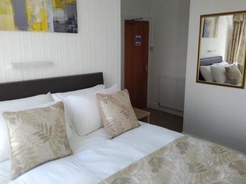 Hostal Palm Court