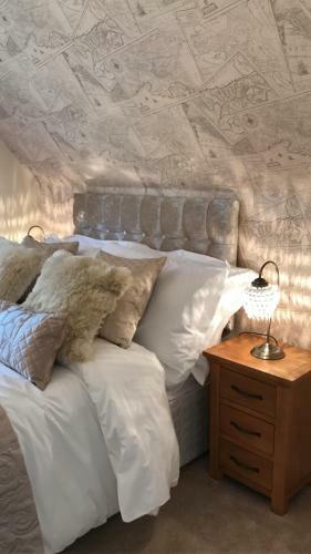 Villa Luxury 3 Bed Home By The Lake