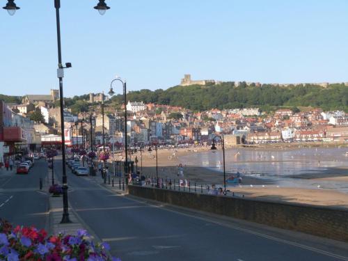 2 Church Cottages, Scarborough