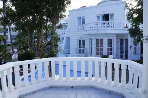 Apartamentos Lagos De Fa�ab�