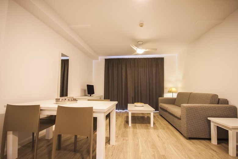 Apartamentos Vigilia Park