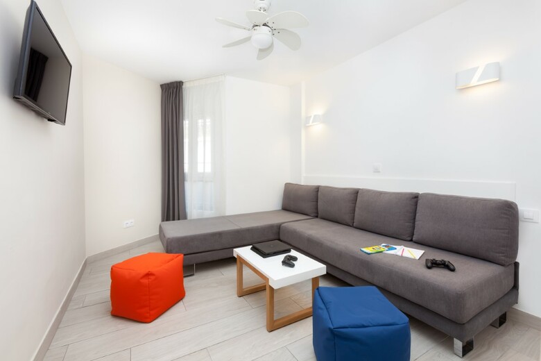 Aparthotel Playaolid Suites&apartments