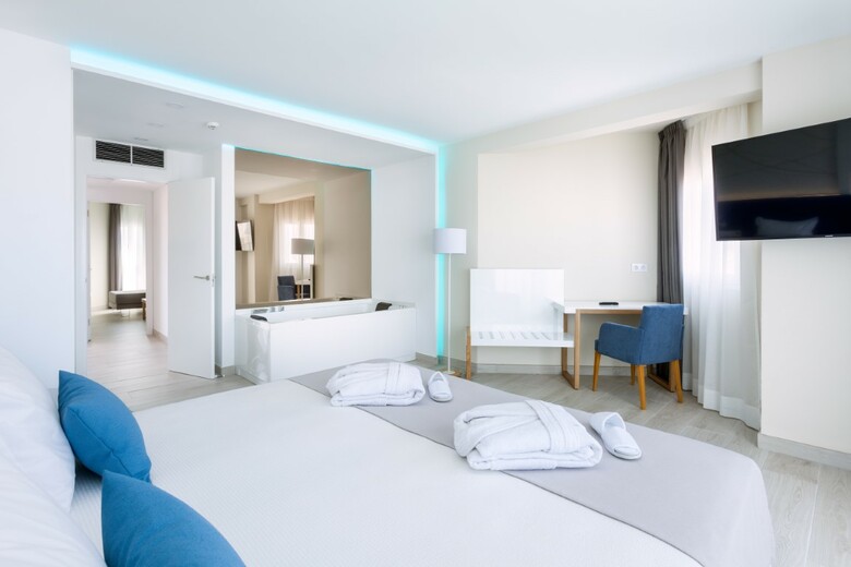 Aparthotel Playaolid Suites&apartments