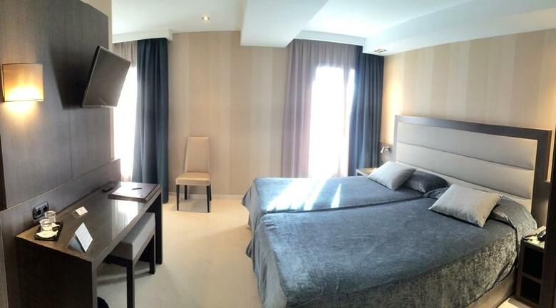 Hotel Reina Cristina