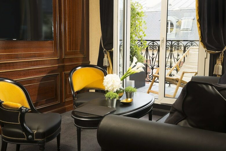 Hotel Le Belmont Champs Elys�es