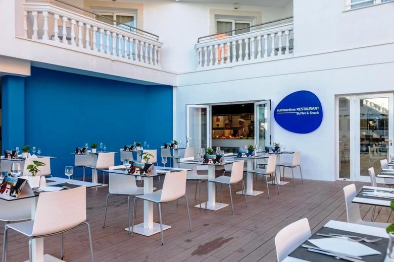 Hotel Triton Beach