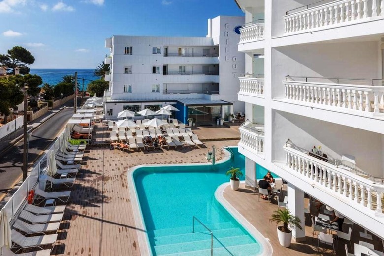 Hotel Triton Beach