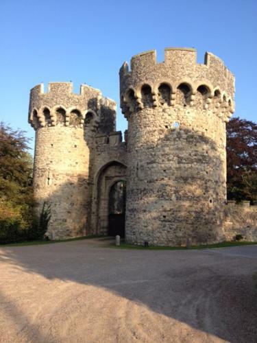 Posada The Horseshoe & Castle
