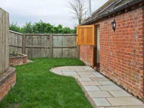 Dove Cottage, Pershore