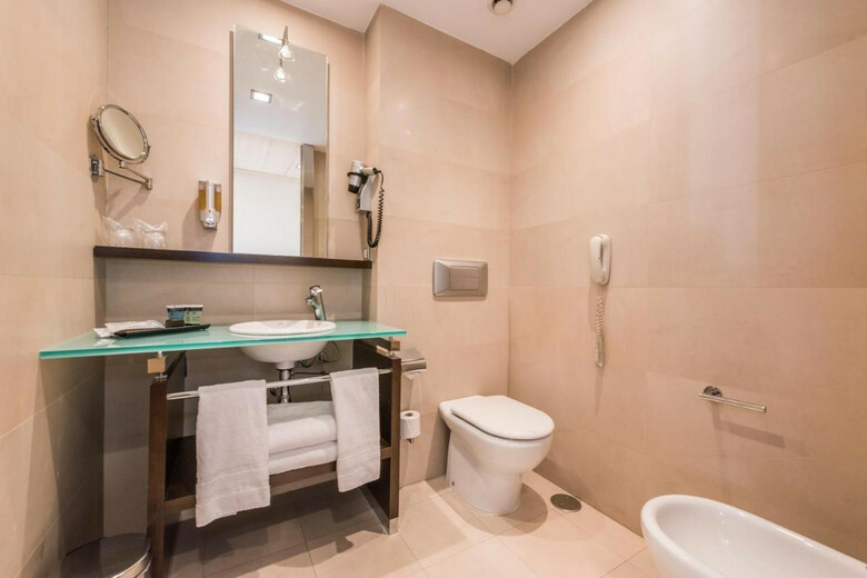 Hotel Mercader