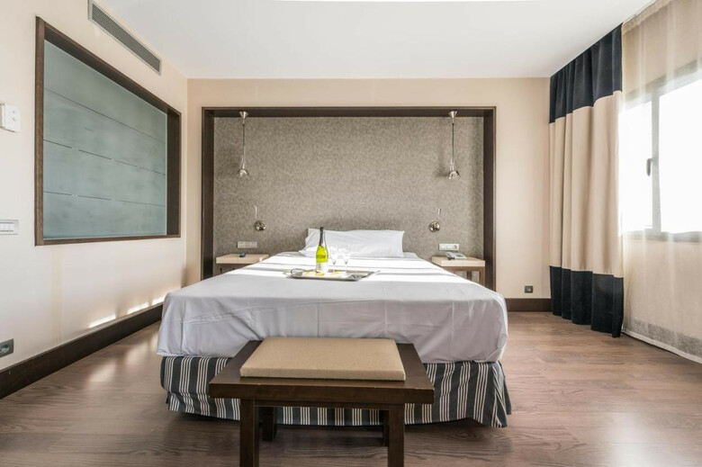 Hotel Mercader