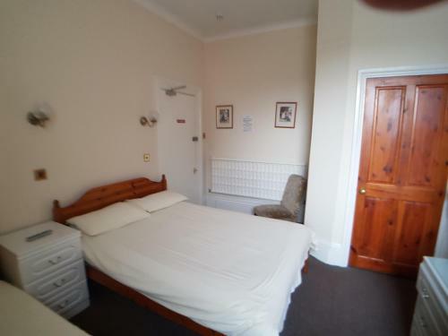 Hostal Everley Guest House