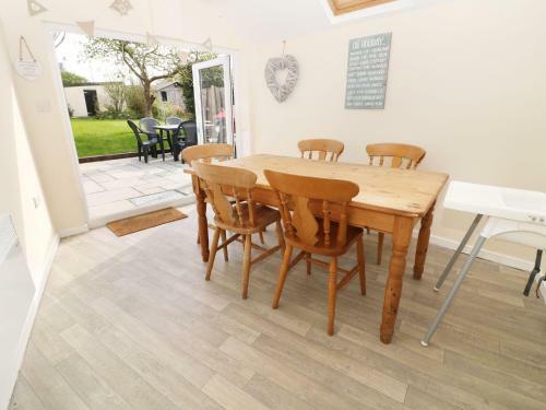 Ty Clyd, Pwllheli