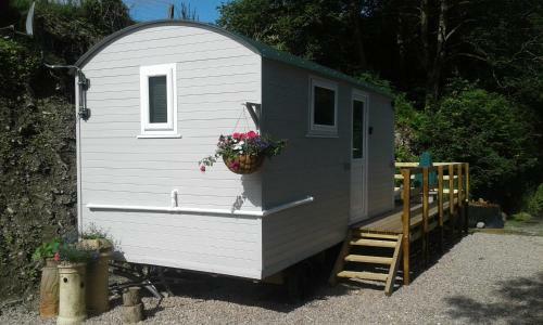 Lodge The Shepherd's Hut