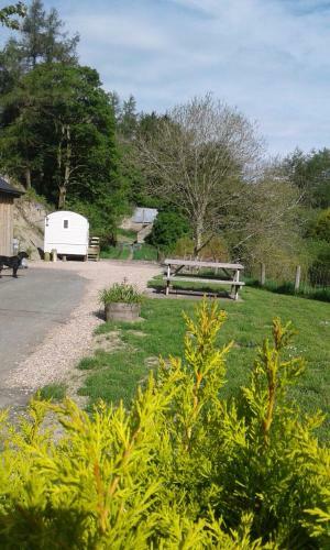 Lodge The Shepherd's Hut