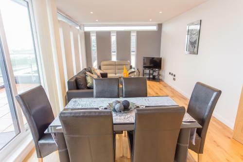 Razia Apartments