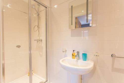 Razia Apartments