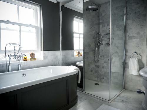 Luxe Modern Townhouse