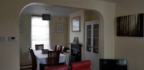 Cosy Family Home In Oxford