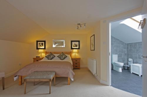 Fairway Apartment