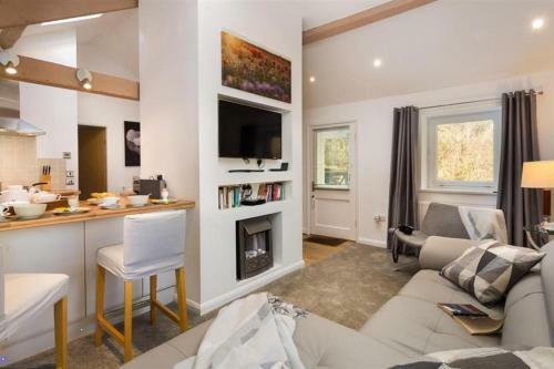 Riverbank Retreat