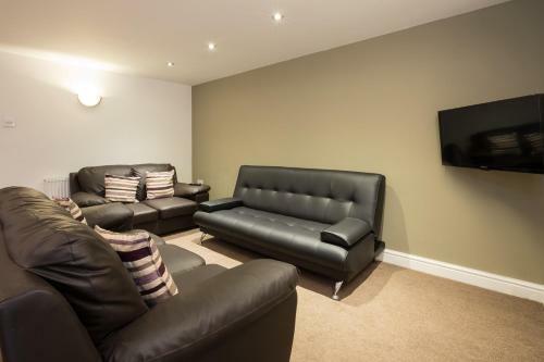 Holmes & Hunters - Bentinck Road Apartments