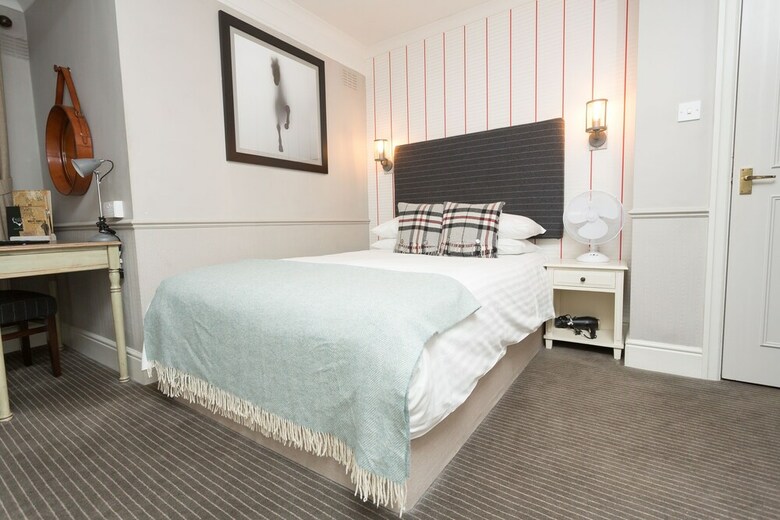 Hotel The White Hart Newmarket By Marston's Inns