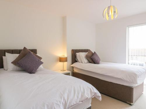 No.5, Newquay
