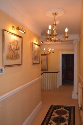 Villa Western House