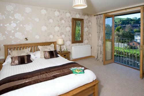 The Elephant & Castle Hotel