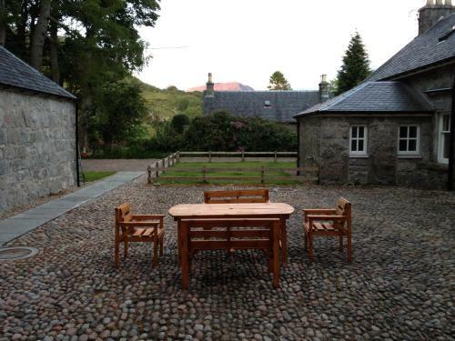 The Old Stables, Alltshellach Cottages