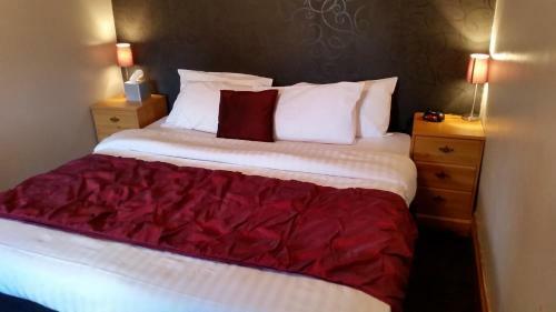 Forresters Hotel, Bar & French Restaurant