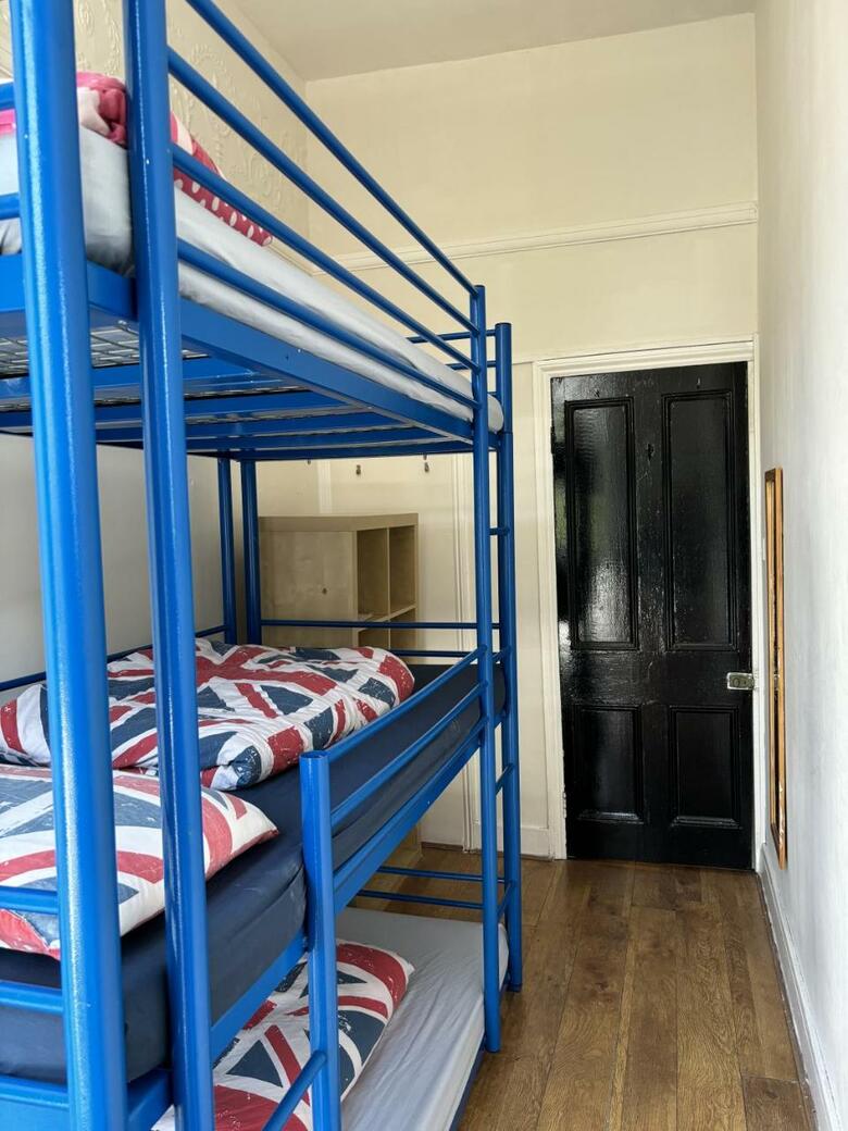 Albergue Saint James Backpackers