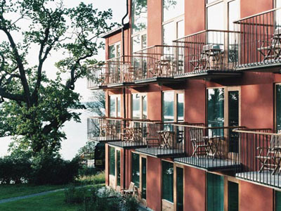 Hotel J