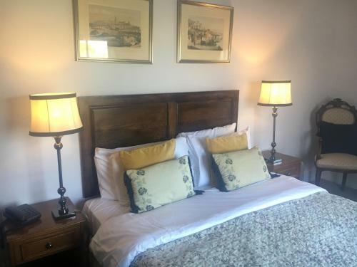 Hotel Dinham Hall & Elliotts Bistro