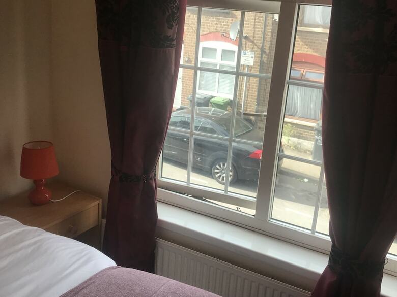 Hostal Tavistock House