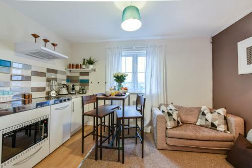 Fmp Apartments