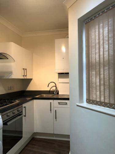 Russell Street Apartment
