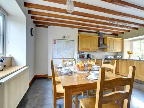 Holiday Home Llwyniarth